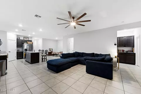 Entry Way - 2487 E Boulder Ave, Apache Junction, AZ 85119 photo 2 of 2