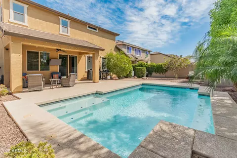 3501 E Apricot Ln, Gilbert, AZ 85298