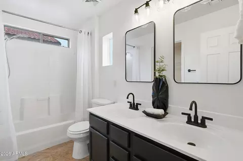 Bath - 22023 N 30th Ln, Phoenix, AZ 85027 photo 1 of 3