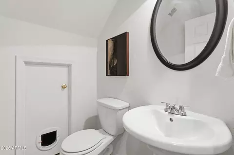 Bath - 22023 N 30th Ln, Phoenix, AZ 85027 photo 3 of 3