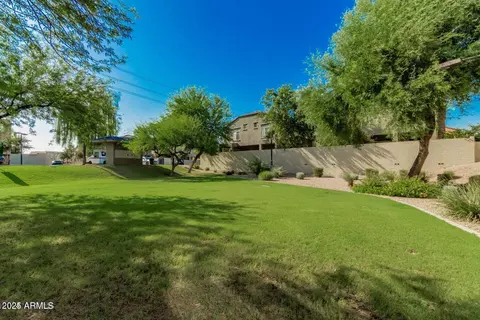 Exterior - 2402 E 5th St #1402, Tempe, AZ 85281 photo 11 of 13