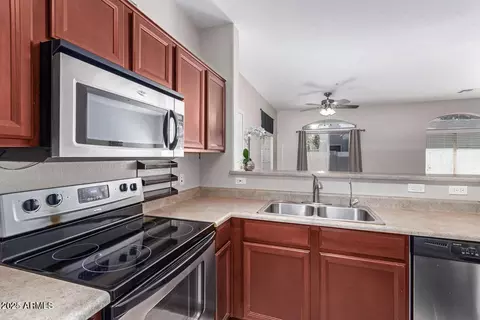 Kitchen - 2402 E 5th St #1402, Tempe, AZ 85281 photo 2 of 2
