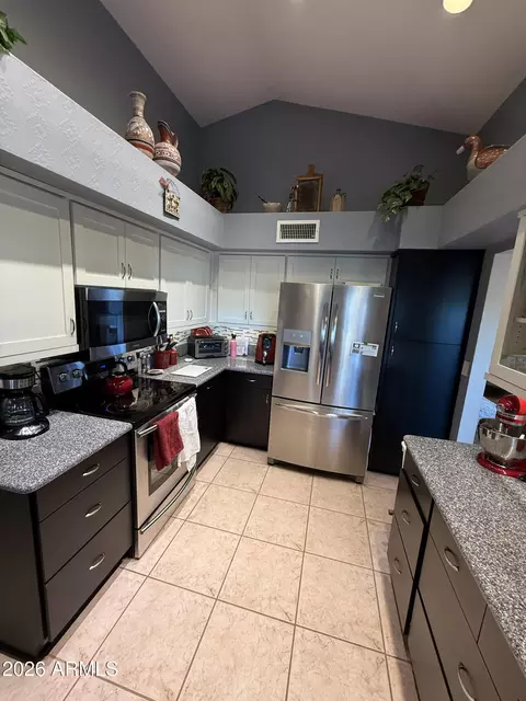 3718 E Salinas St, Phoenix, AZ 85044 photo 2