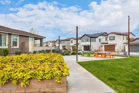 Exterior - 9314 E Sequence Ave, Mesa, AZ 85212 photo 2 of 6