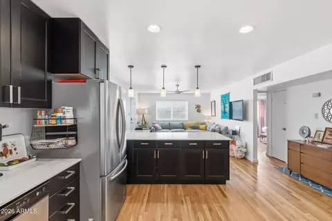 Kitchen - 1006 E Indianola Ave, Phoenix, AZ 85014 photo 6 of 7