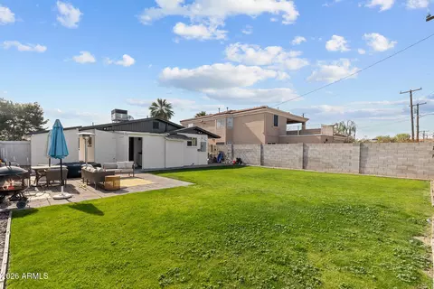 Exterior - 1006 E Indianola Ave, Phoenix, AZ 85014 photo 1 of 7