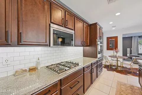 Kitchen - 31766 N 24th Dr, Phoenix, AZ 85085 photo 5 of 7