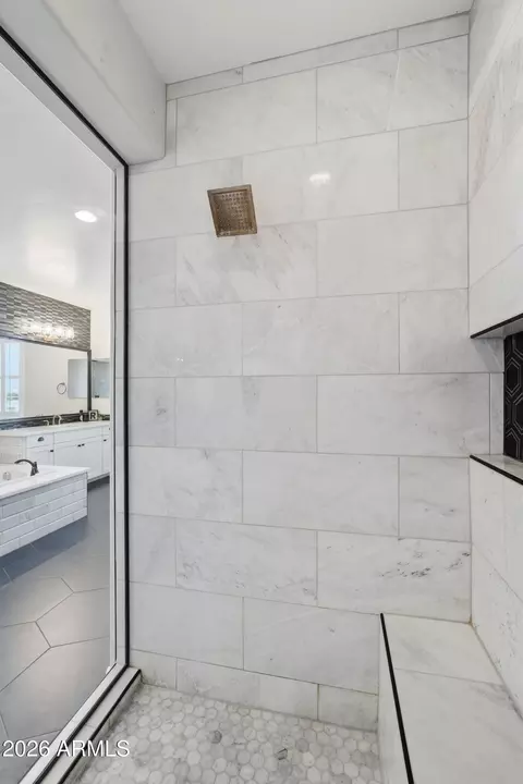 Bath - 2830 E Pearl St, Mesa, AZ 85213 photo 5 of 9