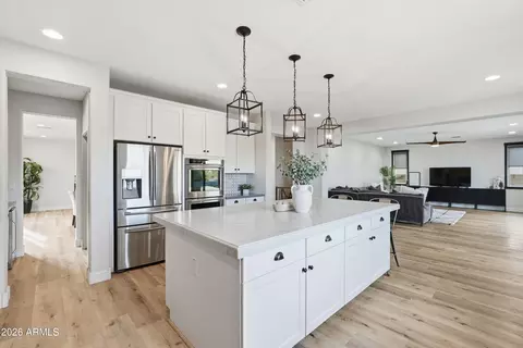 Kitchen - 2830 E Pearl St, Mesa, AZ 85213 photo 7 of 8