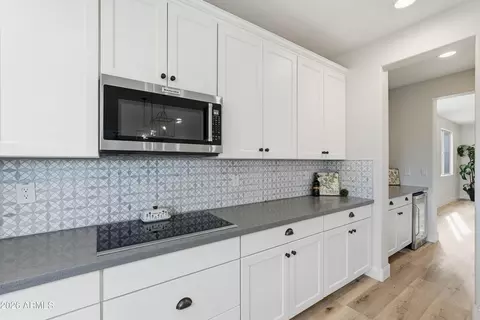Kitchen - 2830 E Pearl St, Mesa, AZ 85213 photo 5 of 8