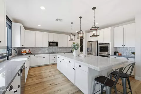 2830 E Pearl St, Mesa, AZ 85213