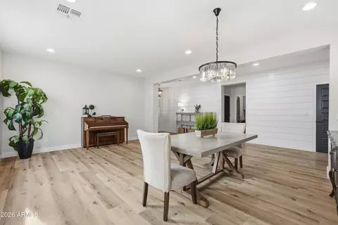 Dining - 2830 E Pearl St, Mesa, AZ 85213 photo 1 of 2