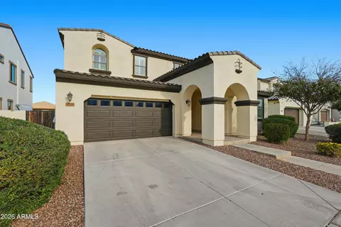 Exterior - 2830 E Pearl St, Mesa, AZ 85213 photo 6 of 8