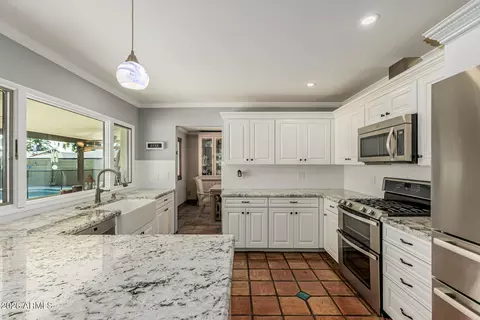 Kitchen - 1003 E Watson Dr, Tempe, AZ 85283 photo 2 of 6