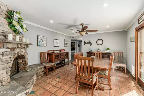 Dining - 1003 E Watson Dr, Tempe, AZ 85283 photo 3 of 3