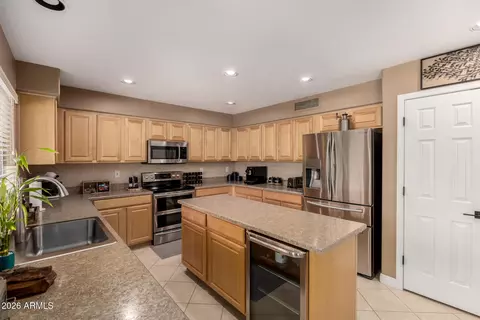 Kitchen - 9639 E Impala Ave, Mesa, AZ 85209 photo 3 of 3