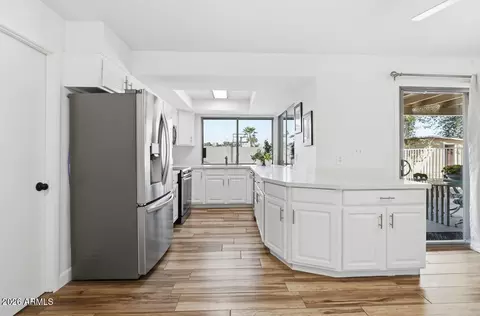 Kitchen - 3444 E Paradise Dr, Phoenix, AZ 85028 photo 1 of 4