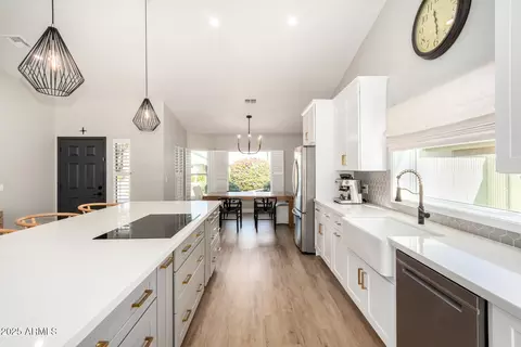 Kitchen - 4345 E Blanche Dr, Phoenix, AZ 85032 photo 4 of 4