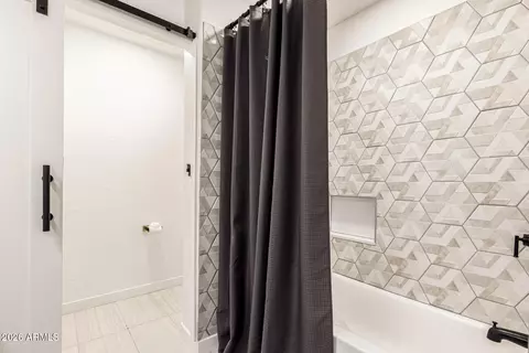 Bath - 1232 E Granada St, Mesa, AZ 85203 photo 6 of 6