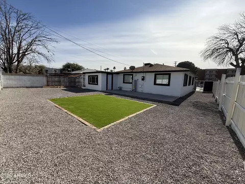 Exterior - 3542 Earll Dr, Phoenix, AZ 85018 photo 3 of 8