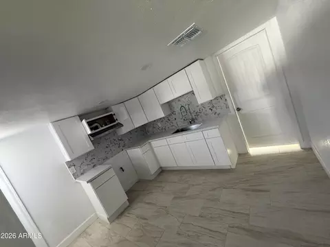 Kitchen - 3542 Earll Dr, Phoenix, AZ 85018 photo 2 of 2