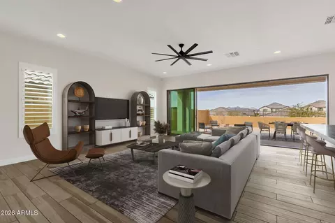 5924 E Redmont Dr, Mesa, AZ 85215