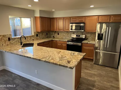 6563 E Northridge St, Mesa, AZ 85215 photo 5