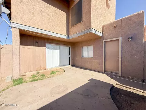 Exterior - 6935 W Devonshire Ave #1359, Phoenix, AZ 85033 photo 2 of 3