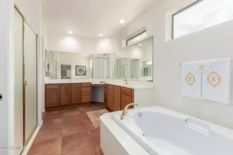 Bath - 9323 E Arrowvale Dr, Sun Lakes, AZ 85248 photo 2 of 3