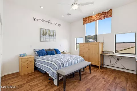 Bedroom - 2344 Hellcat Cir, Overgaard, AZ 85933 photo 2 of 3