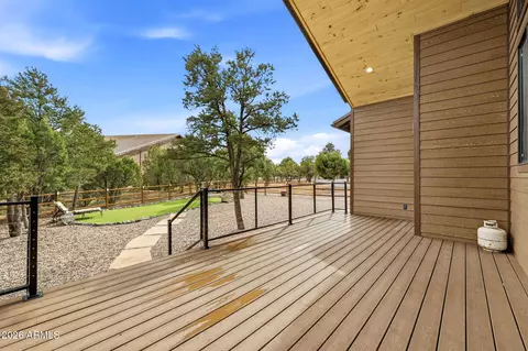 Exterior - 2344 Hellcat Cir, Overgaard, AZ 85933 photo 3 of 15