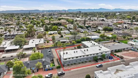 View/Area - 813 E Marlette Ave, Phoenix, AZ 85014 photo 4 of 4