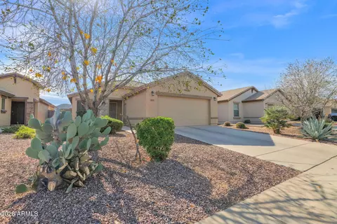 915 W Desert Seasons Dr, San Tan Valley, AZ 85143