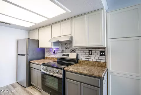 16602 N 25 St #225, Phoenix, AZ 85032