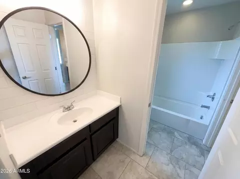 Bath - 3859 E Morrison Ranch Pkwy, Gilbert, AZ 85296 photo 6 of 6