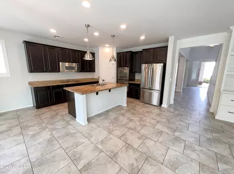 Kitchen - 3859 E Morrison Ranch Pkwy, Gilbert, AZ 85296 photo 2 of 3
