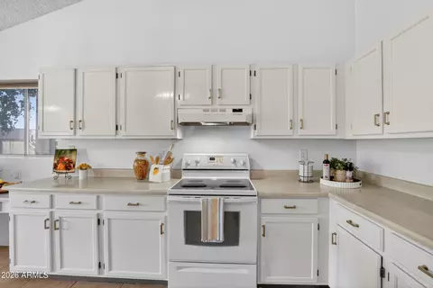 Kitchen - 7305 E Clovis Ave, Mesa, AZ 85208 photo 5 of 5