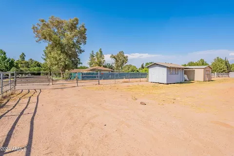 Exterior - 15908 E Vaughn Ave, Gilbert, AZ 85234 photo 24 of 24