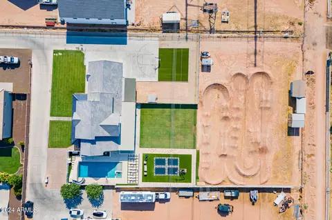 View/Area - 15908 E Vaughn Ave, Gilbert, AZ 85234 photo 6 of 11
