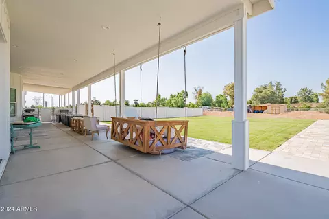 Exterior - 15908 E Vaughn Ave, Gilbert, AZ 85234 photo 9 of 24