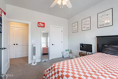 Bedroom - 15908 E Vaughn Ave, Gilbert, AZ 85234 photo 13 of 13