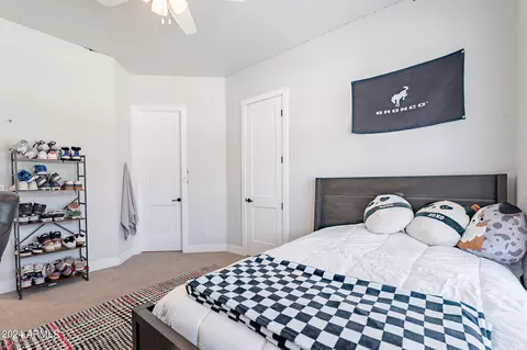 Bedroom - 15908 E Vaughn Ave, Gilbert, AZ 85234 photo 3 of 13