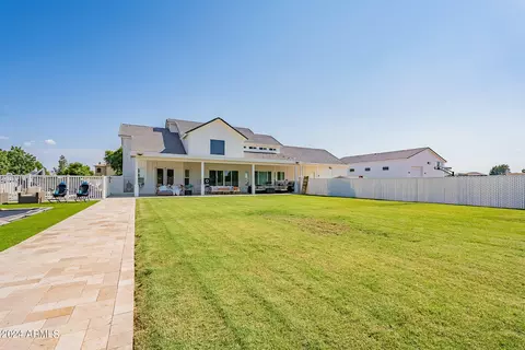 Exterior - 15908 E Vaughn Ave, Gilbert, AZ 85234 photo 21 of 24