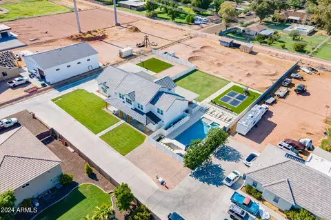 View/Area - 15908 E Vaughn Ave, Gilbert, AZ 85234 photo 4 of 11
