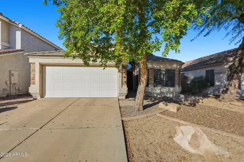 Exterior - 2412 E Rosemonte Dr, Phoenix, AZ 85050 photo 2 of 8