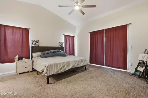 Bedroom - 2412 E Rosemonte Dr, Phoenix, AZ 85050 photo 2 of 5