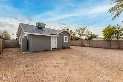 Exterior - 1630 E Harvard St, Phoenix, AZ 85006 photo 6 of 10