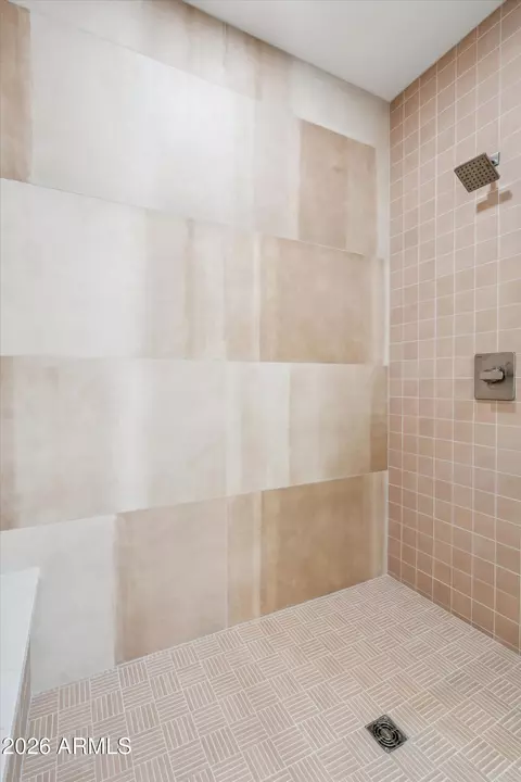 Bath - 5537 Earll Dr, Phoenix, AZ 85018 photo 5 of 5