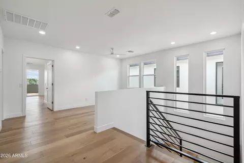 Entry Way - 5537 Earll Dr, Phoenix, AZ 85018 photo 5 of 6