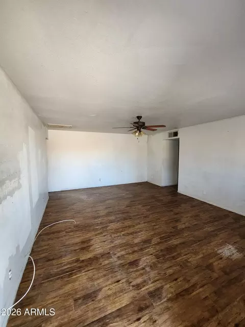 13656 N 33rd Ave, Phoenix, AZ 85029 photo 2